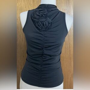Lizette Collection Women’s Sleeveless Shirt Flower Pom Pom